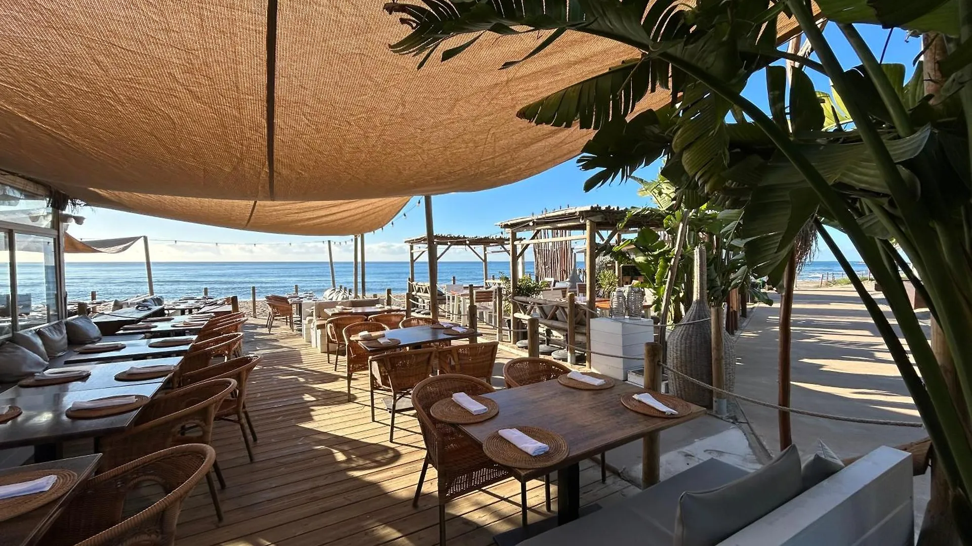 Holidays & Homes, Calahonda Royale Lirio, 300 M Playa Mijas 0*,  Spain